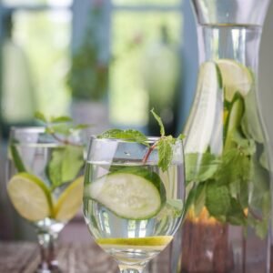 Natural skincare benefits of honey aloe vera and lemon for brightening and soothing summer skin
